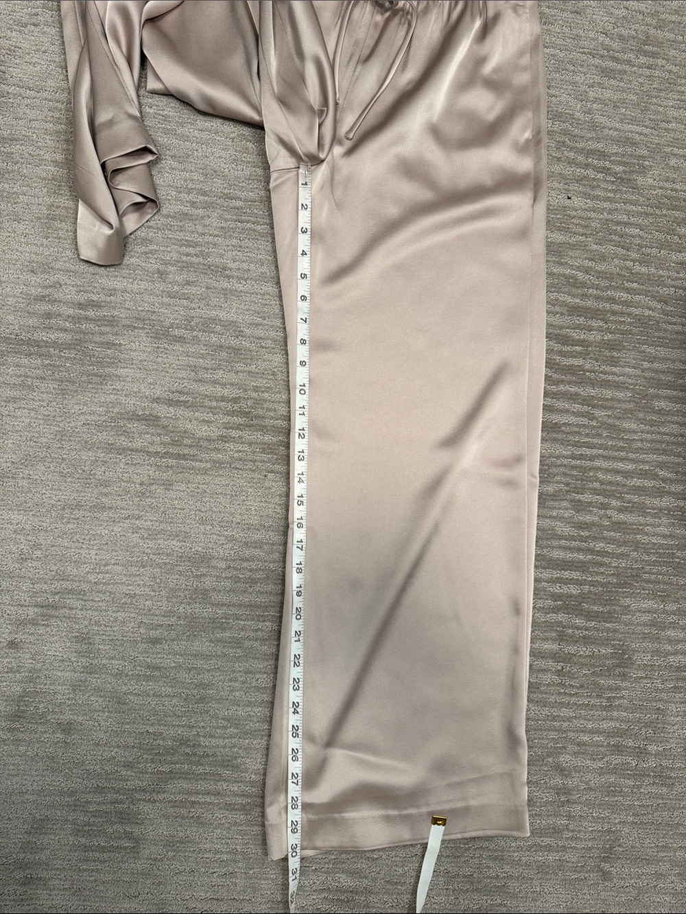 Aritzia NWOT The Lodge Pant Satin Marcona Beige Size Small - Picture 14 of 15